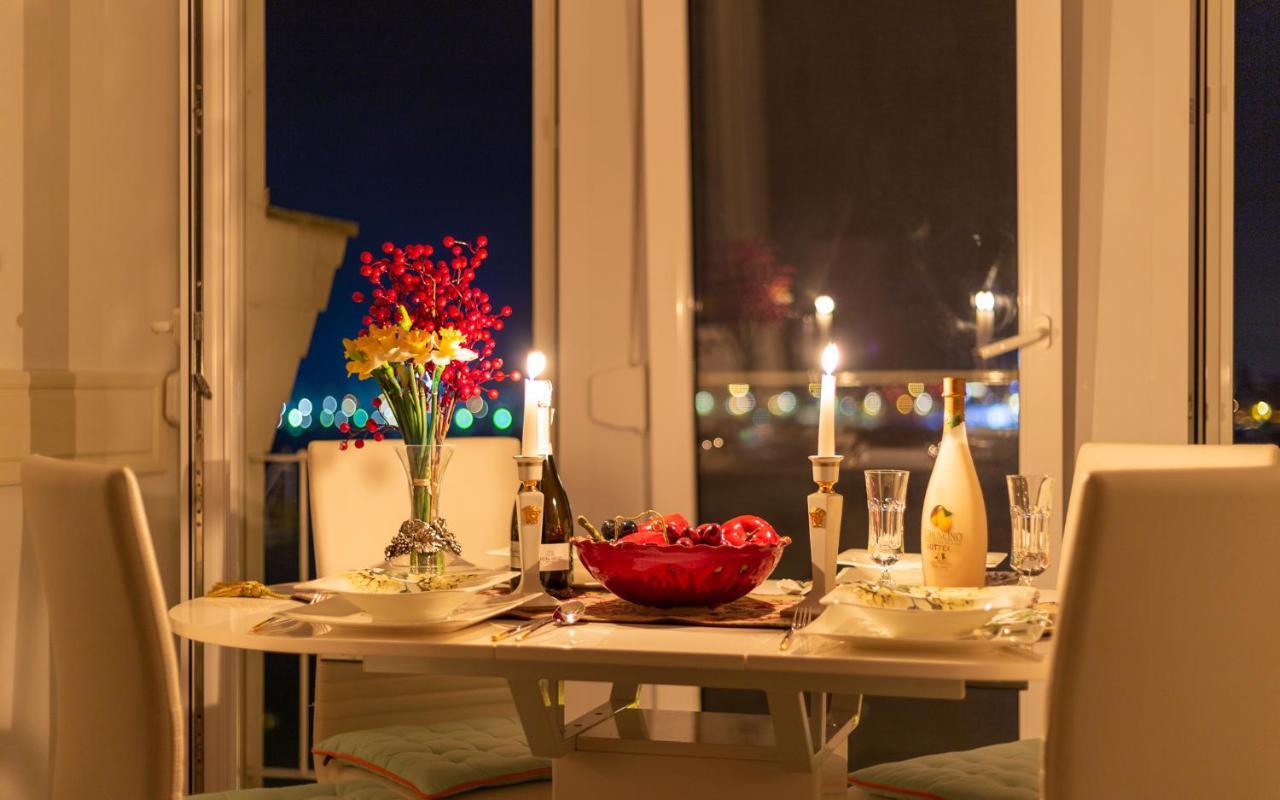 Luxury Apartment Sara Umag Bagian luar foto